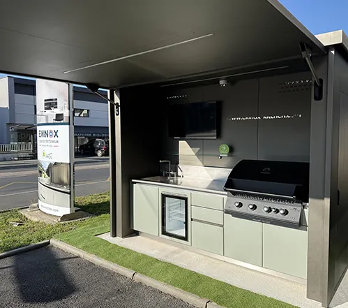 Intérieur équipé du kiosque EKLYPS EKINOX